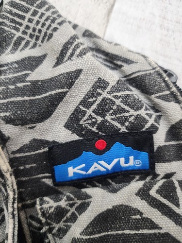 Kavu Faded Geometric Pattern Canvas Rope Sling Bag - Picture 4 of 8