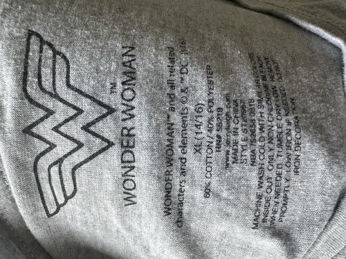 Wonder Woman Kids Tee XL 14/16 Gray Graphic DC Comics Superhero Cotton Short SLV - Picture 9 of 10