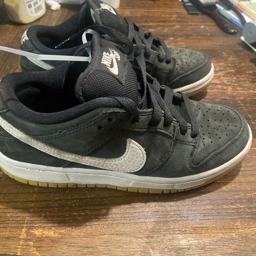 Size 5 - Nike Dunk Low SB Black Gum - Picture 2 of 6