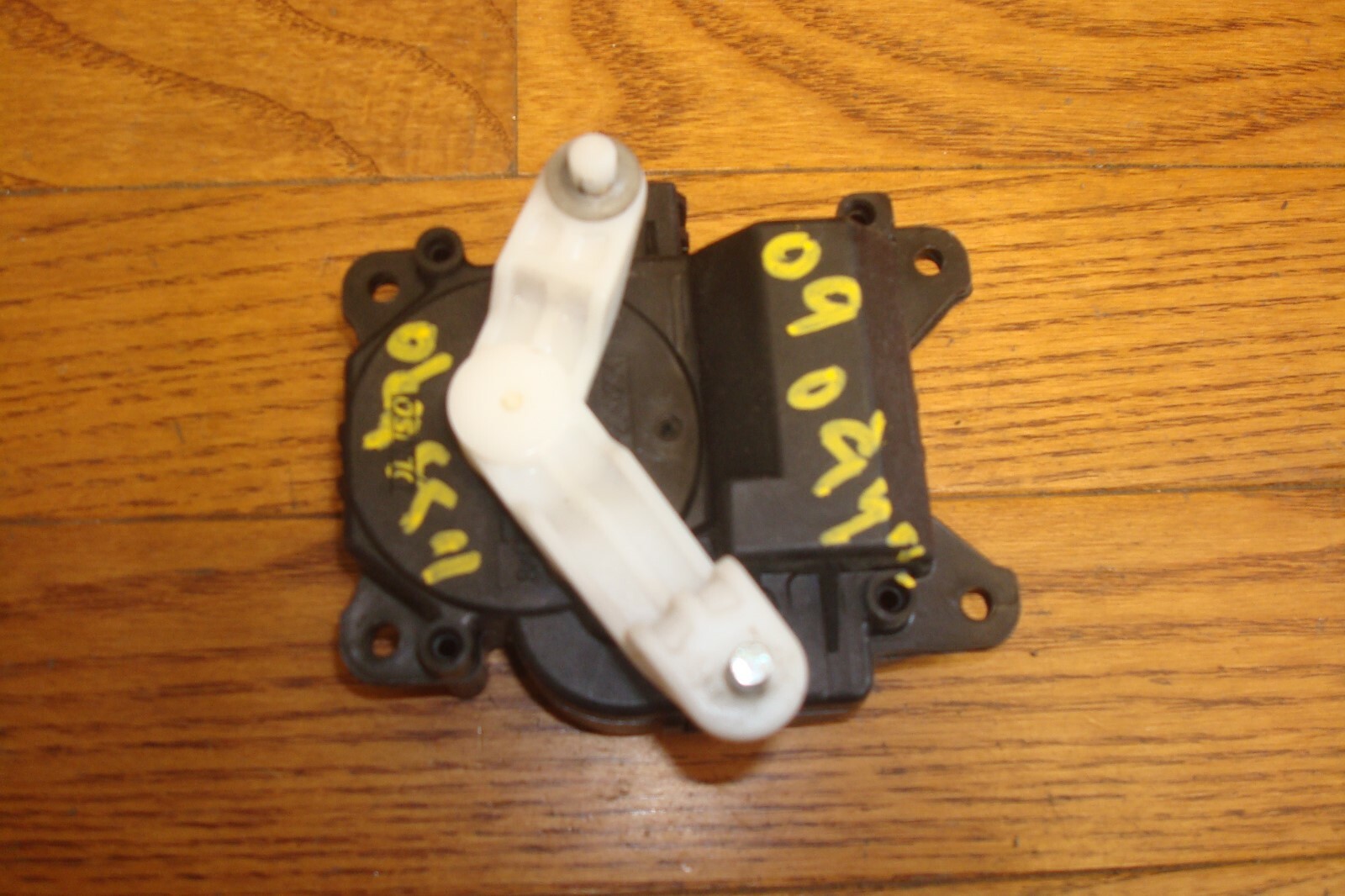 Picture 1 of 6
