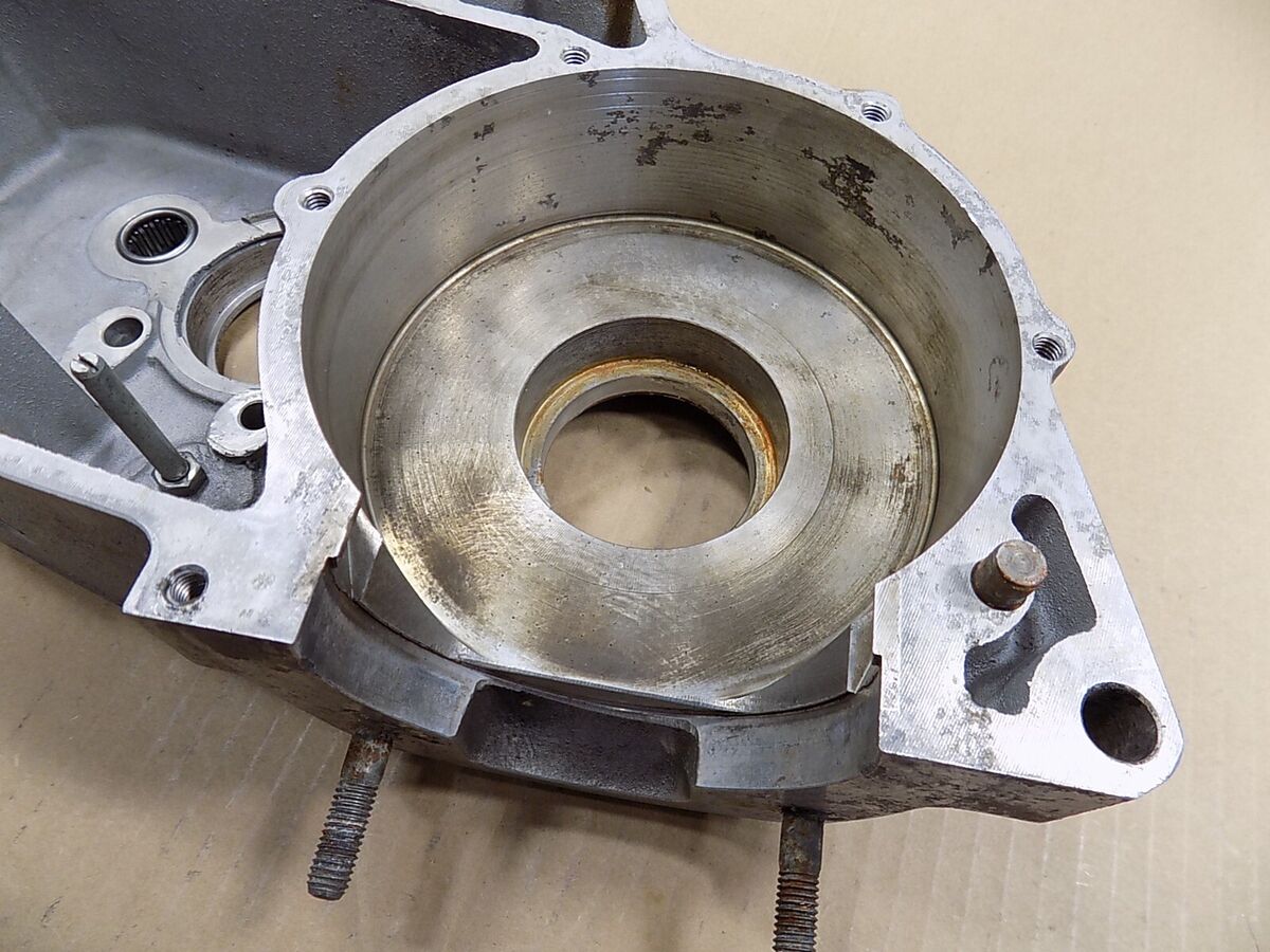 MAICO 75-76 250 / Original OEM ENGINE MOTOR CRANK CASES | eBay
