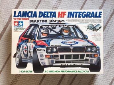 再値下げ！Lancia Delta HF Integrale 16v ミニカー 1/64 トミカリミテッドヴィンテージ Lancia Delta HF Integrale