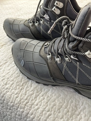 The North Face Boots Mens 10.5 Black Snowsquall Mid Lt Weight Insulated Snow EUC - Picture 18 of 18