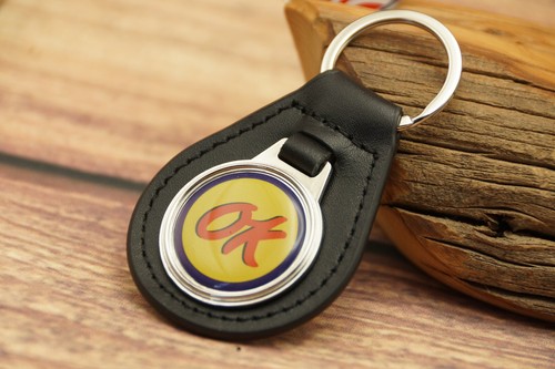 NOS VINTAGE 1970s CHEVROLET " OK " GAS / OIL Leather CAR Key Chain Ring Fob - Picture 4 of 6