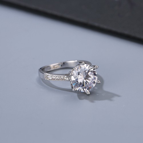 Anillo relleno de oro blanco con banda de circón cúbico de 12 mm para mujer talla 6-9 - Imagen 2 de 6