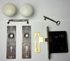 Antique Set EASTLAKE Backplates White Porcelain Door Knobs Mortise Lock w/ Key