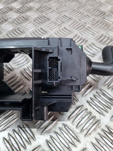 Land Rover Discovery L550 2015-2019 Indicator Stalk   - Picture 9 of 12