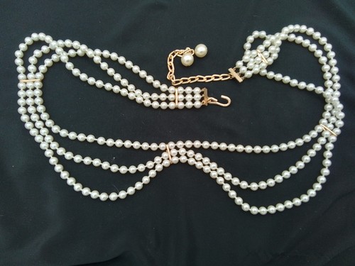 30 + 5" EXT VINTAGE HIPPY WAIST BELT WHITE FAUX PEARL STRING BEAD HOBO 1960s ERA
