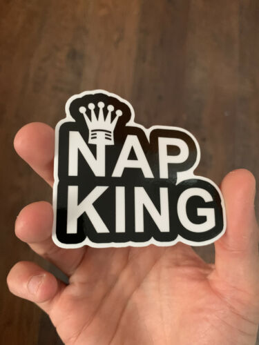 Pegatina de vinilo premium de alta calidad Nap King para botella coche portátil - Imagen 3 de 4