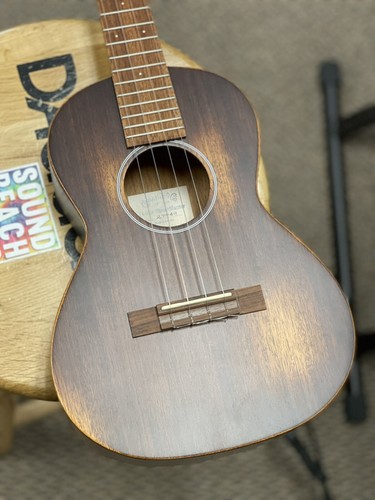 Martin T1 Streetmaster Mahogany Tenor Ukulele w/ Case - Picture 2 of 11