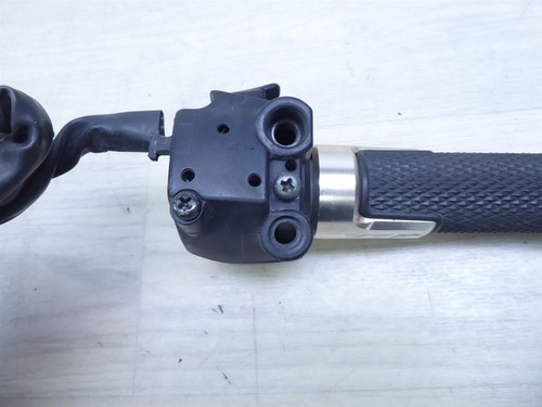 2000 Yamaha YZF R6 YZF600R Y223) right hand control switch button throttle twist - Picture 7 of 12