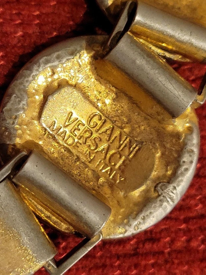 Pulsera Gianni Versace Medusa Con pedrería Sin caja Foto 4 de 4