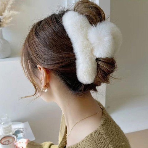 Large Faux Fur Hair Claw Clip Winter Fluffy Nonslip Hold Big Jaw Clamp for Women - Picture 44 of 68