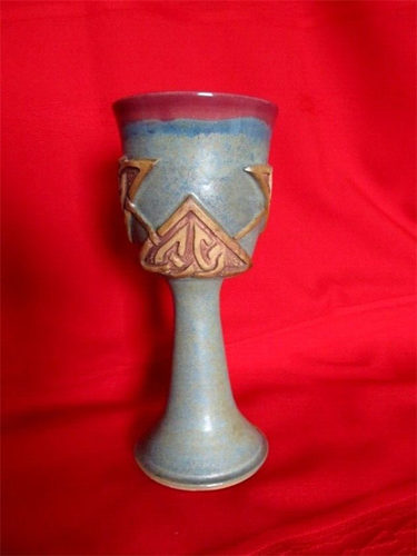 Renaissance - Celtic Knot Pottery Goblet- vintage, handmade , signed & numbered. - Picture 2 of 7