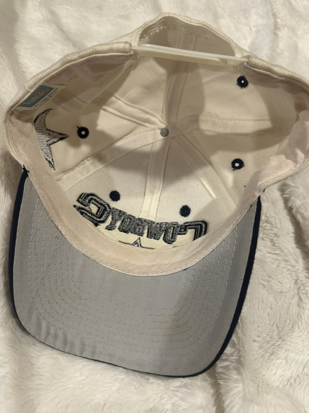 Picture 4 of 5