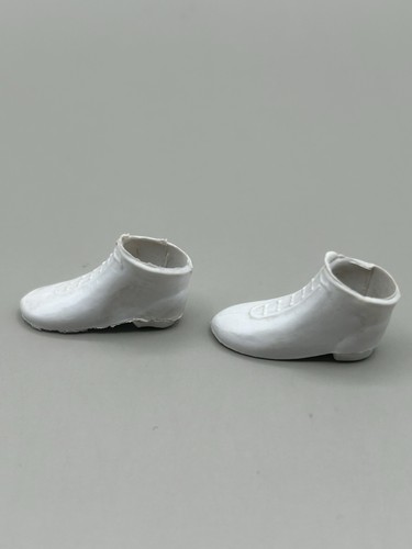 Vintage Barbie White Mod Shoes Ankle Boots Hong Kong - Picture 2 of 3