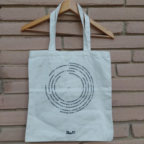 BOLSO DE MANO BEYONCE OFICIAL 2023 RENAISSANCE TOUR SUPERNOVA BEY FL6 - Imagen 4 de 7