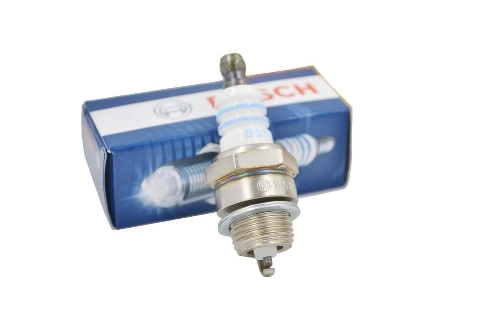 Bujía genuina Bosch WSR6F para sopladora recortadora de motosierra Stihl 1110 400 7005 Foto 3 de 4