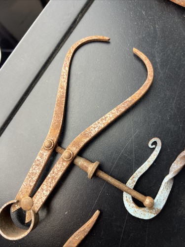 Lot Of Hand Forged Hooks Barn Find Tools Ruler Blacksmith Pliers Square - Picture 2 of 16