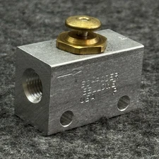 Shrader Bellows PARKER 077960319 Sp5 2way Inline Poppet Valve NOS New