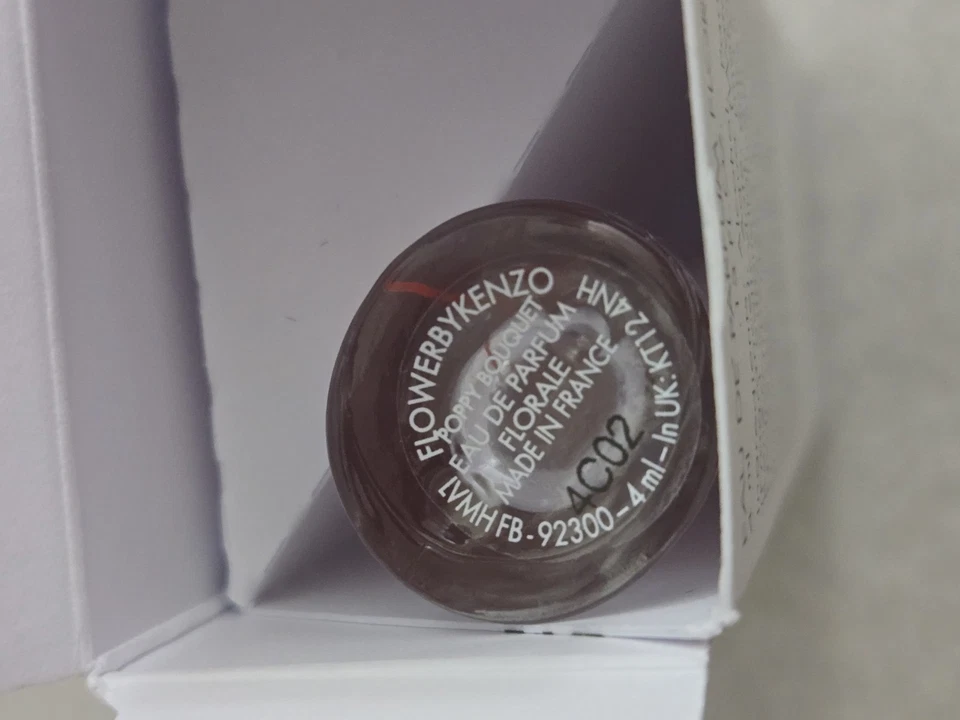 FLOWER by Kenzo Poppy Bouquet 4 ml/ 0.13 oz Eau de Parfum Miniature NIB - Image 2 of 4