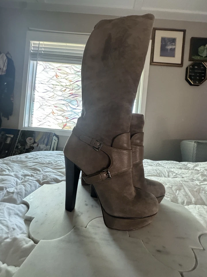 Botas de cuero vintage Joan And David con tacón hasta la rodilla para mujer talla 8M Foto 2 de 4