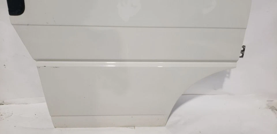 Front Right Door Bare Shell White OEM 2000 2001 2002 2003 Volkswagen Eurovan - Image 3 of 4