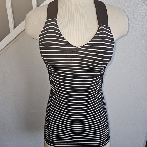 Lululemon On track Singlet Tank Top Women's Size 2 - Picture 3 of 10