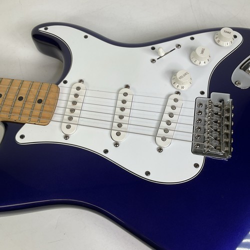 2001 Fender Stratocaster Right Handed Electric Guitar Made In Mexico Indigo Blue - Picture 10 of 23