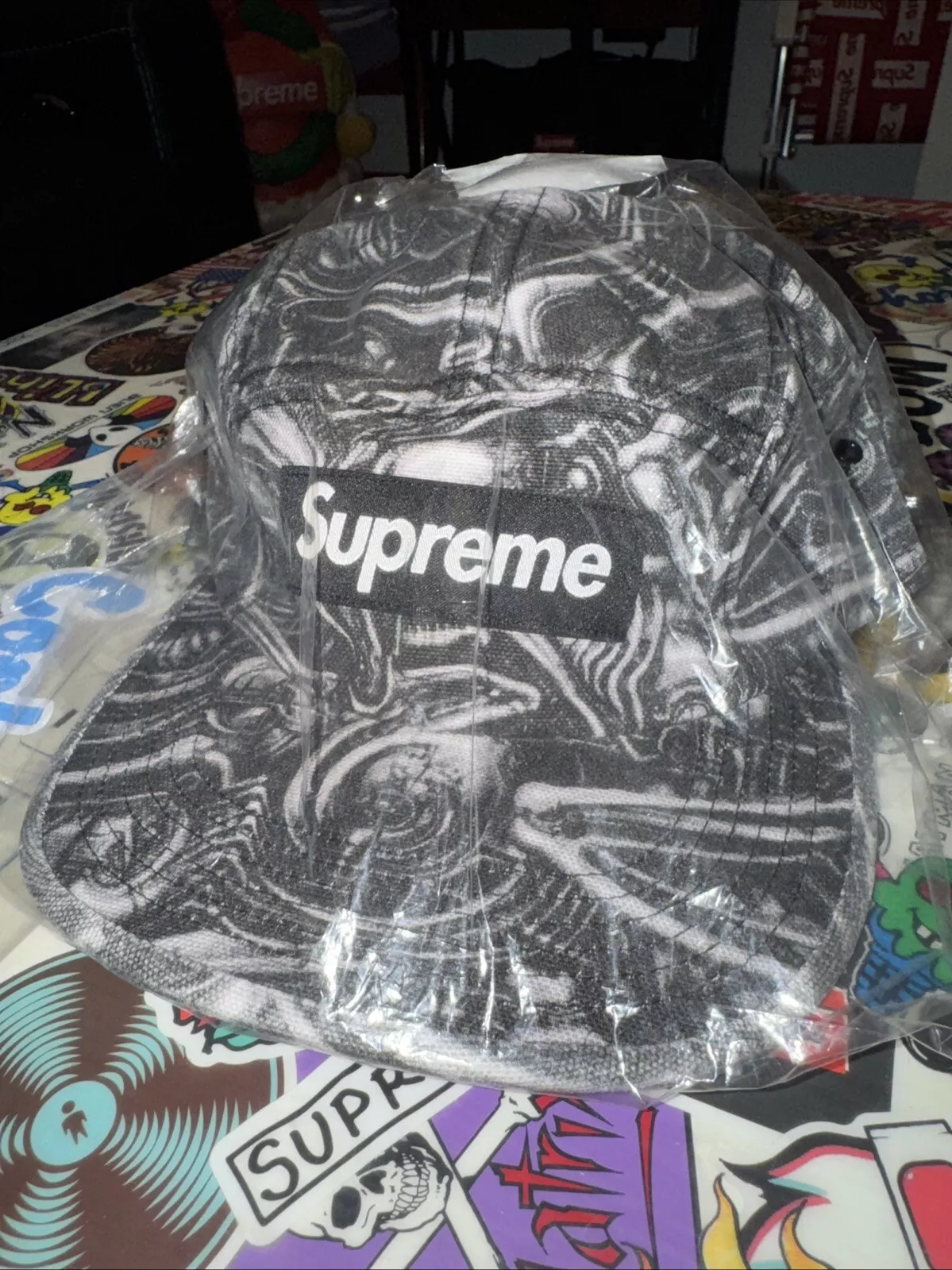 Supreme FW23 H.R. Casquette de camp Giger 5 panneaux noire