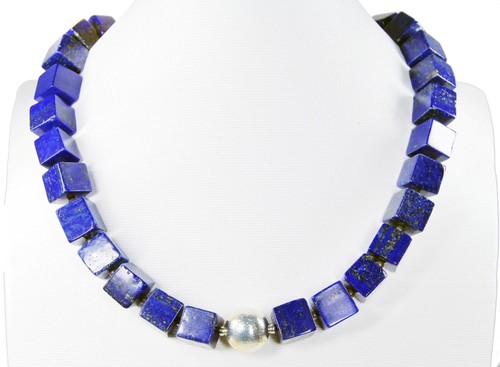 Schöne Heilstein Edelsteinkette aus Lapislazuli in Würfelform - Picture 1 of 2