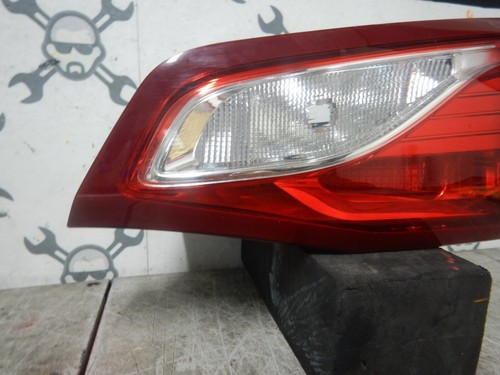 2018 2019 2020 CHEVROLET CHEVY EQUINOX RIGHT TRUNK LIGHT OUTER TAILLIGHT OEM - Picture 7 of 11