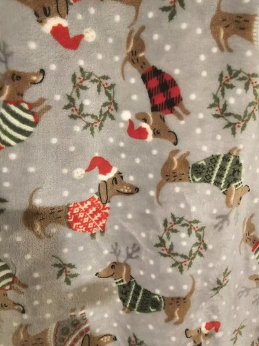 Doxie Dachshund Jingles & Joy Christmas Plush Throw Blanket - 60"x70"-NWT - Picture 2 of 3