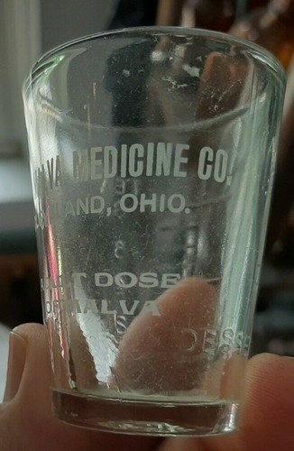 ETCHED THE MALVA MEDICINE CO CLEVELAND OHIO ADVERTISING DOSE GLASS FREE SHIPPING - Imagen 4 de 5