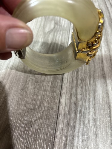 Vtg Inna Cytrine Paris Carved Lucite Hinged Clamp Gold Tone Bangle Bracelet (A17 - Picture 8 of 14