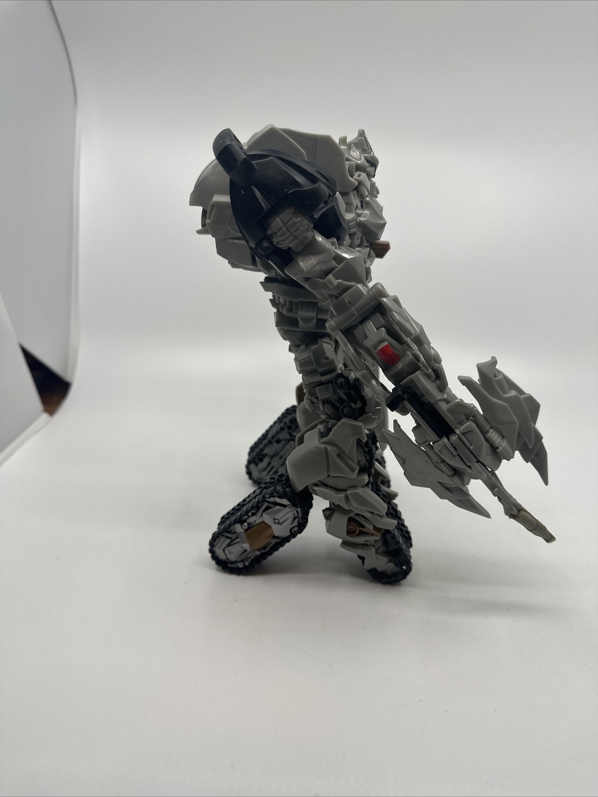 Picture 4 of 12