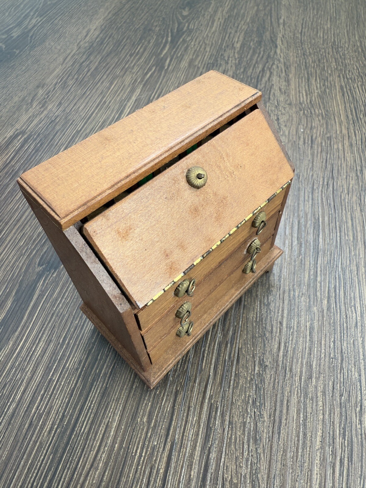 Picture 2 of 15