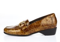 Womens Aravon Helena 226233 Brown Patent Leather Low Heel Loafers Sz. 8 B on sale Womens Aravon Helena 226233 Brown Patent Leather Low Heel Loafers Sz. 8 B on sale