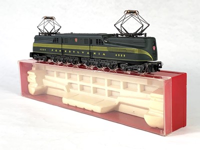 ho scale gg1 electric locomotive