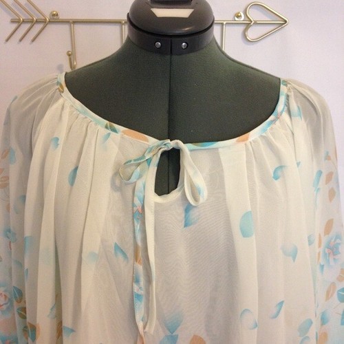 White Mark Women's Desiree Chiffon Blouse - Ivory 3XL - Picture 2 of 3