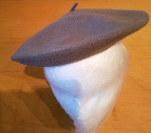 Classic Traditional Women's Solid Color Plain Wool French Beret One Size w /Bow - Picture 9 of 11