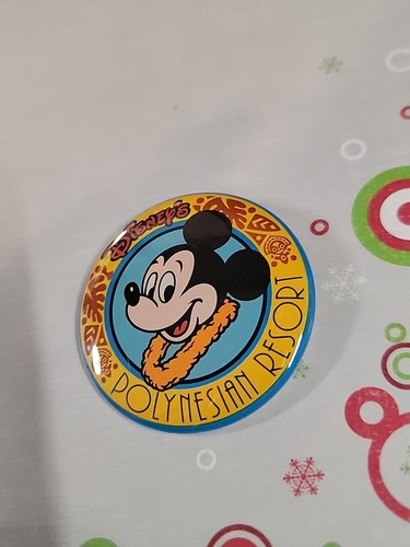 Walt Disney World Polynesian Village Resort Pin Back Button Treasure Hunt Rare - Picture 2 of 3