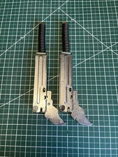 Electrolux Oven Door Hinge Set 7318900600 318900600