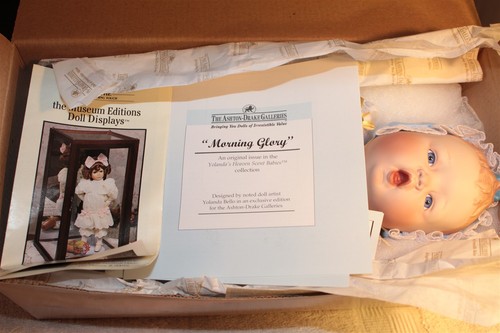 THE ASHTON-DRAKE GALLERIES "MORNING GLORY" PORCELAIN DOLL - Picture 3 of 5