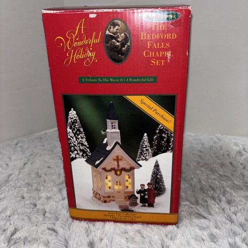 Christmas It's a Wonderful Life Holiday Village Bedford Falls Chapel Only 1994 - Picture 2 of 6