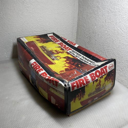 Barca antincendio marina vintage a batteria da Cosmo di Hong Kong **COSÌ COM'È**PER RICAMBI* - Foto 21 di 24