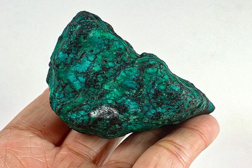 407Ct High-hardness Spiderweb Turquoise Rough Specimen YKM6941 - Imagen 3 de 3
