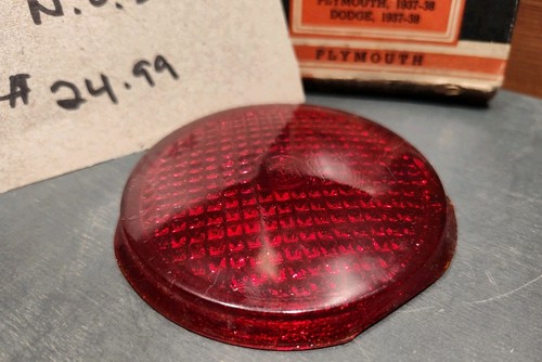 1 NIB LYNX EYE RUBY GLASS T-361 TAIL LIGHT LENS FITS 1937-38 PLYMOUTH & DODGE - Picture 10 of 10