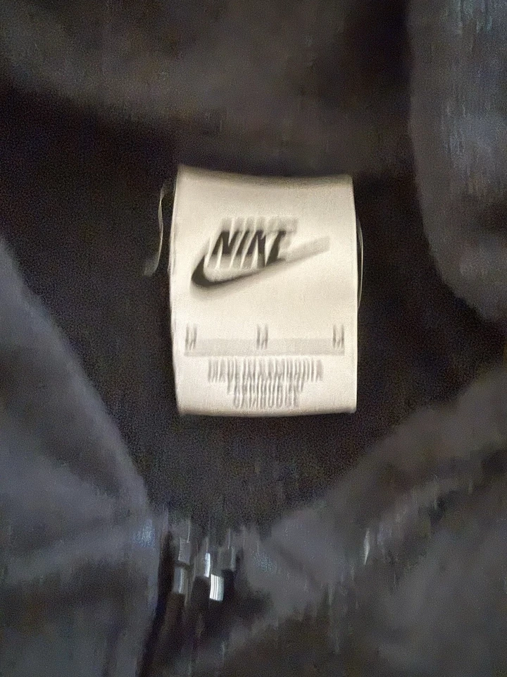 Женская толстовка с капюшоном NIKE черная на молнии размер средний - Изображение 2 из 4