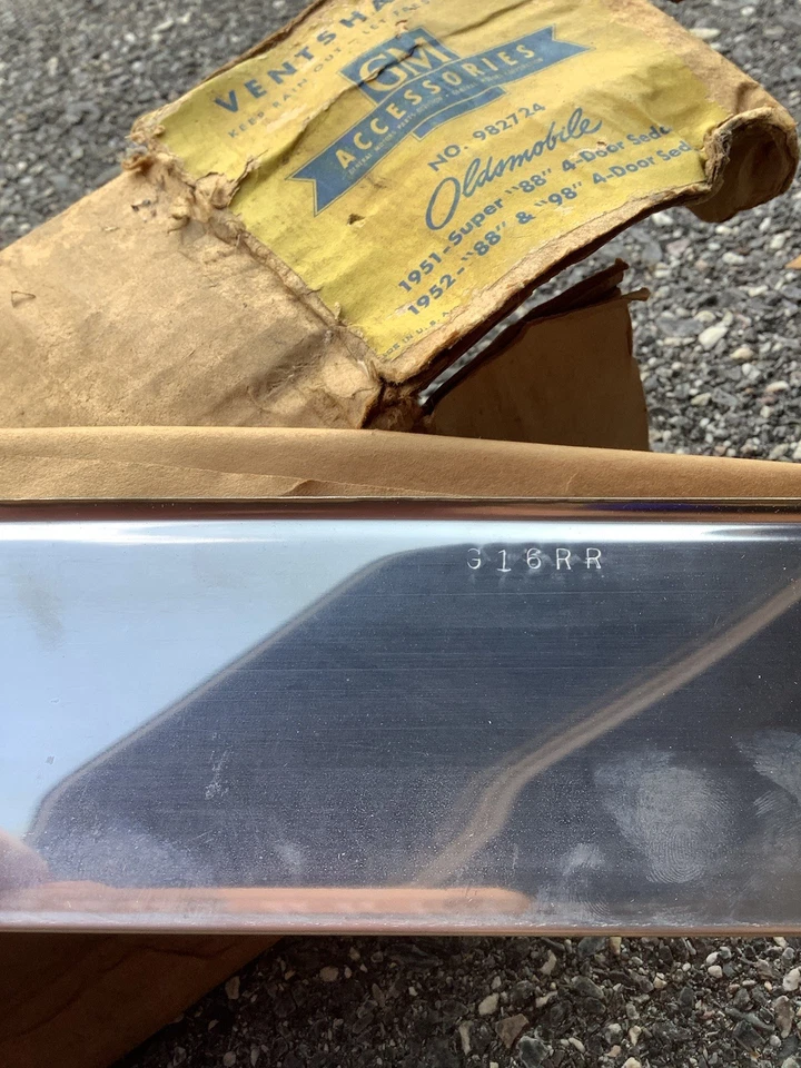 Crome вентиляционные абажуры Oldsmobile 1951 Super 88 - 1952 «88» и «98» 4 двери седан новый из старых запасов 2шт - Изображение 3 из 4